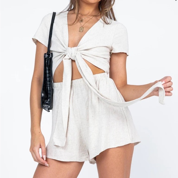 Princess Polly Ragnar Tie Front Romper - Picture 2 of 7